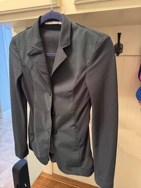 RJ  Classics Mesh Equestrian Show Jacket Youth 16R